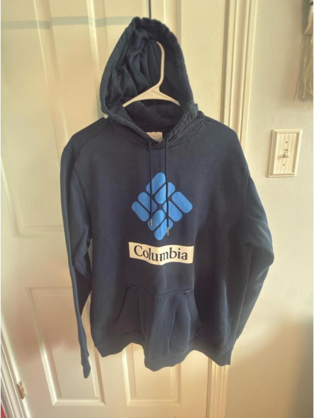 Columbia Sportswear Men's Navy and Blue Hoody